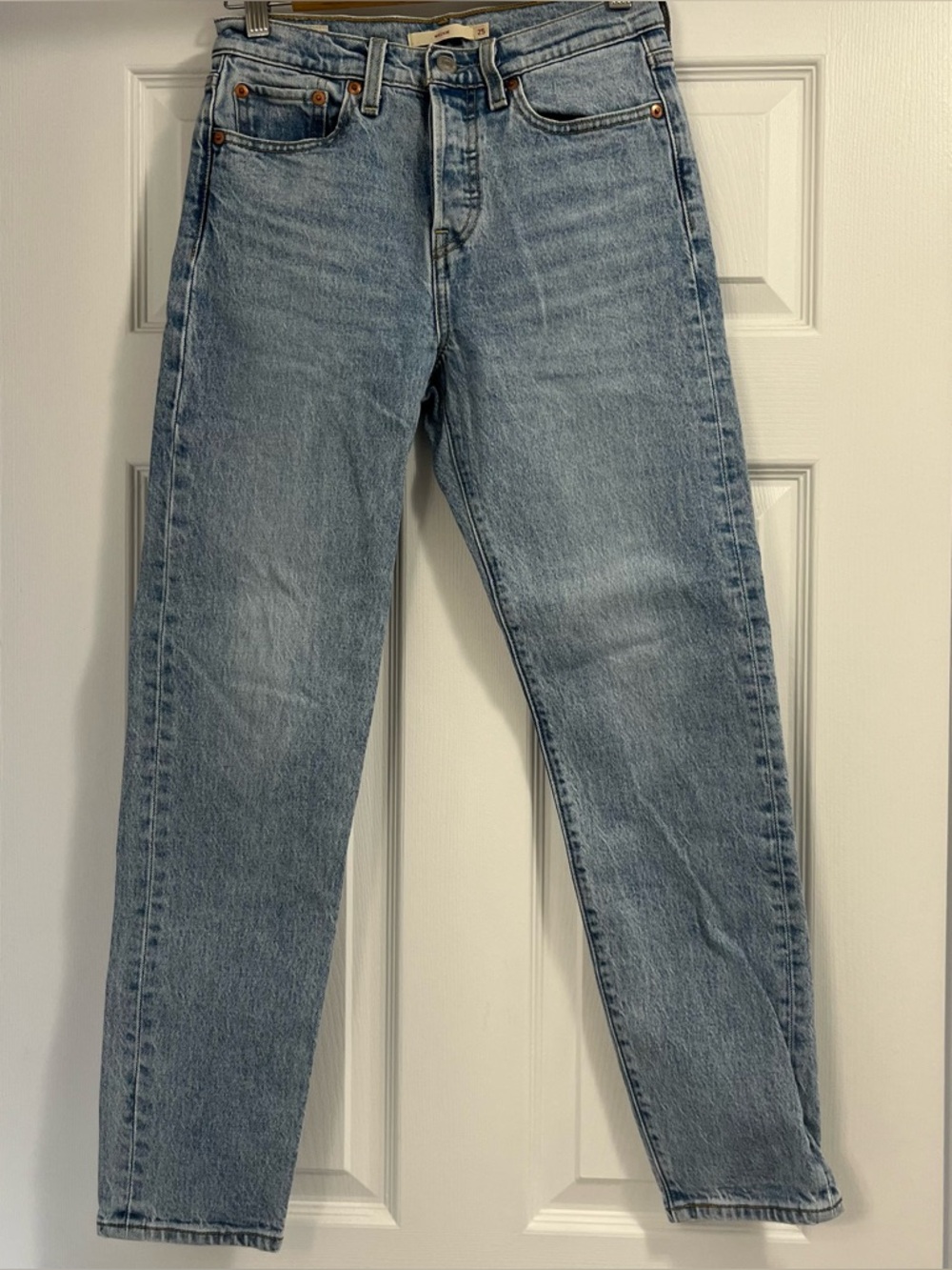 Levi’s Wedgie Straight Leg Jeans